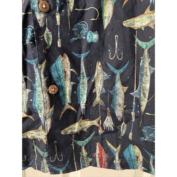 Clearwater Outfitters Mens Button Up Shirt Large Pocket Fish Lures Outdoor Blue - Picture 4 of 8